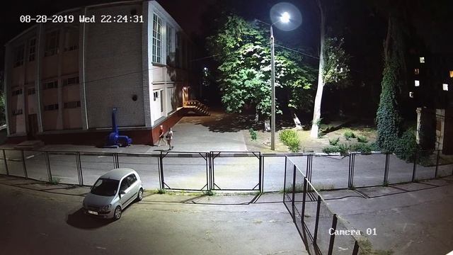 Hikvision DS-2CD2T47G1-L (4 мм) - Ночь