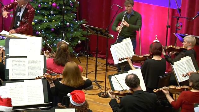 Classic Drive Christmas - Mozart Clarinet Concerto in A: (iii) Rondo смотреть онлайн
