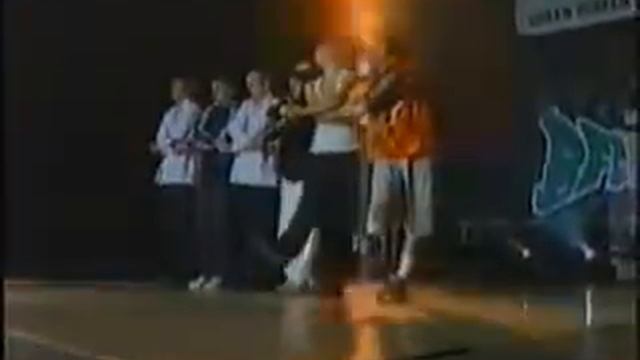 Storm & Ultra beat crew showcase BREAKIDZ 2000 смотреть онлайн
