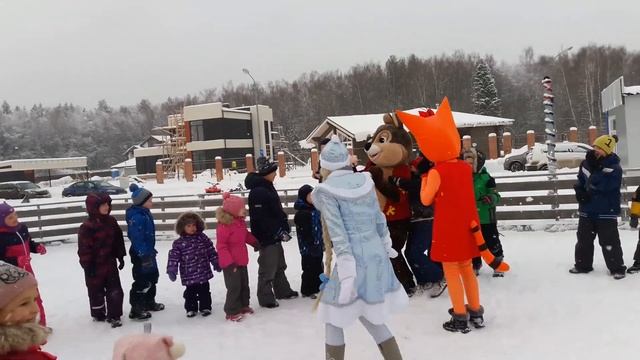 Лисичкин лес. Детский новогодний праздник смотреть онлайн