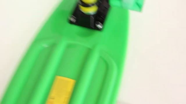 Penny Board Original 22 салатовая дека и светящиеся зеленые колеса видео обзор смотреть онлайн