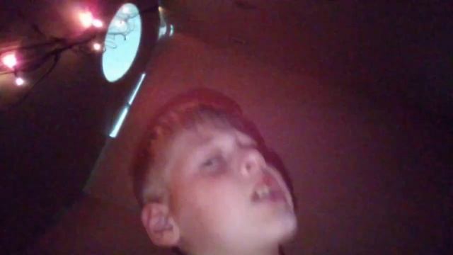 СДЕЛАЛИ ДОМИКИ ИЗ КАРДОНА. смотреть онлайн