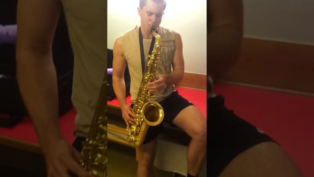 Tenor Saxophone Thomann TTS-150 first sound test смотреть онлайн
