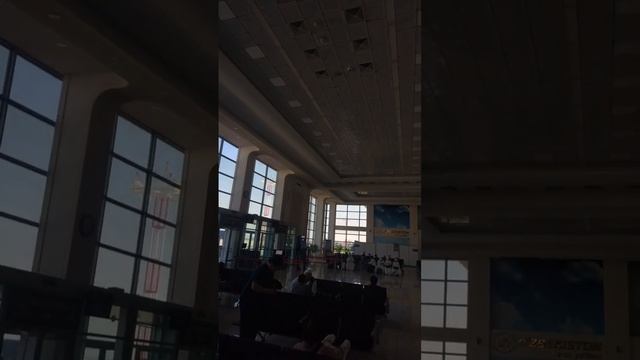 Внутри Терминала 3 Аэропорта. Ташкент Узбекистан Inside Airport Terminal 3 Tashkent Uzbekistan смотреть онлайн