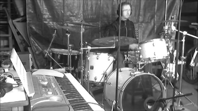 Beatles Drum Cover - SGT Peppers & With a little help from my friends смотреть онлайн