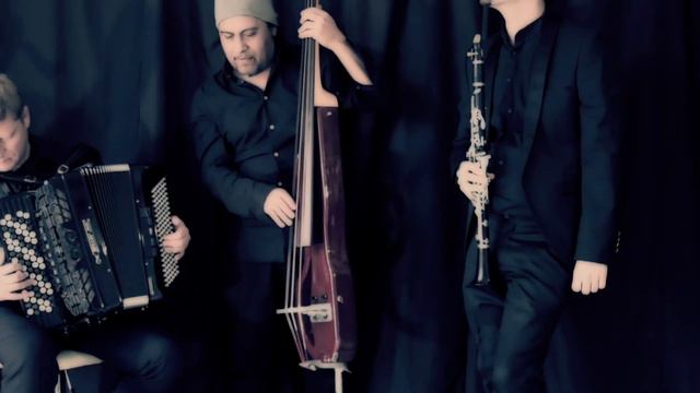 Cuarteto Repentino смотреть онлайн