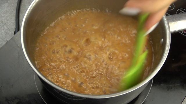 Что получится, если взбить карамель?! Крем ВЗБИТАЯ КАРАМЕЛЬ / Whipped salted caramel cream смотреть онлайн