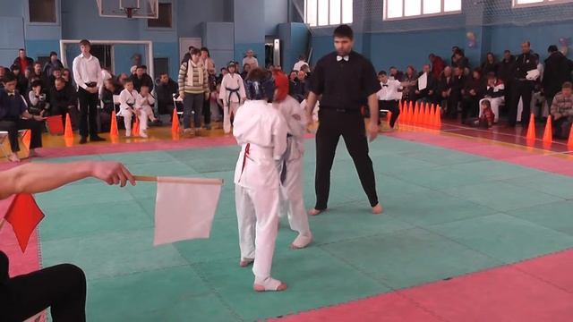 Киокушин. Красноярск. Первенство Кировского района 09.02.14. Найда Иван1 смотреть онлайн