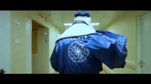 Деды Морозы поздравили детей в больнице Святого Владимира и Морозовской больнице