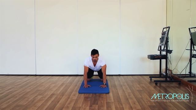 Stretching #1 - Allungamento della colonna смотреть онлайн