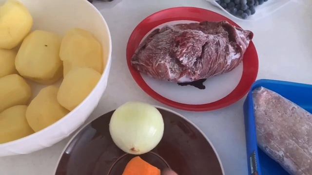 Живем на 10000р. НЕ выживание. День 17.Суп, печень со сметаной,пюре. Мини-закупка. 03.02.21