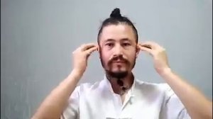 Массаж точек при головной боли.