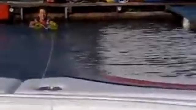 Waterski on Lake Wörthersee смотреть онлайн