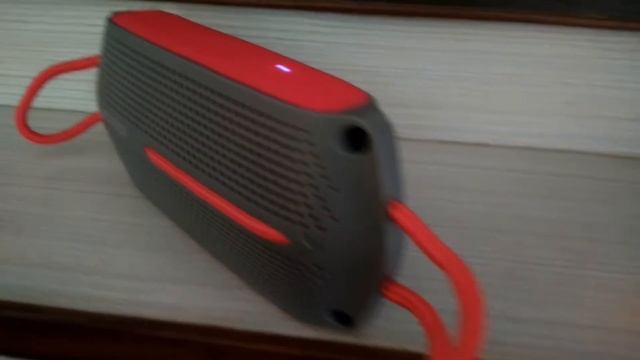 F&D W12 Waterproof Bluetooth Speaker Review and Test || Tech House смотреть онлайн