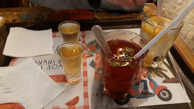 В кафе в Смоленске приятно вкусно и дешево!) смотреть онлайн