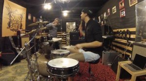 Ритмы с прямой бочкой на барабанах