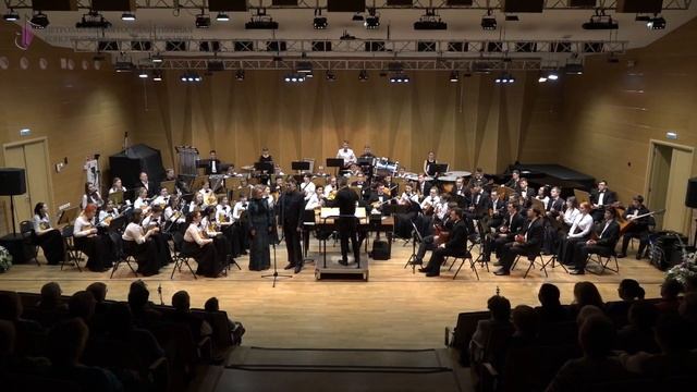 В. Гаврилин «Рябины», «Дорогой, куда ты едешь?» из вокально-симфонической поэмы «Военные письма» смотреть онлайн