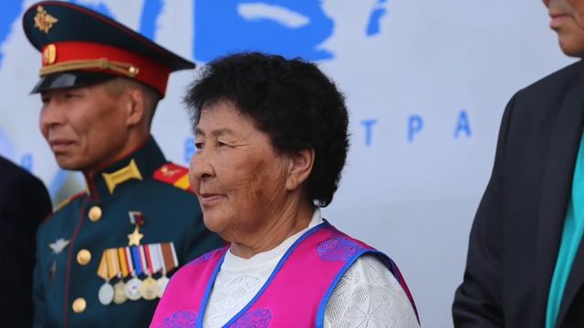 Как в Туве встречали Героя России Мергена Донгак смотреть онлайн