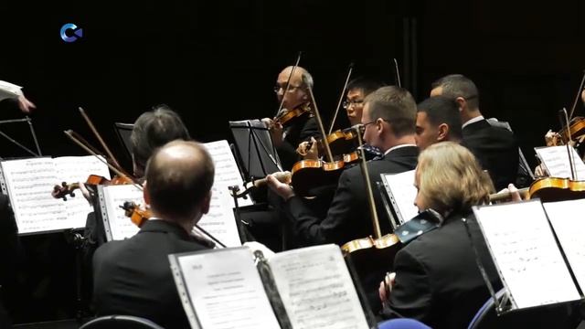 Оркестр «Виртуозы Москвы» под руководством Владимира Спивакова выступил в Кондопоге смотреть онлайн