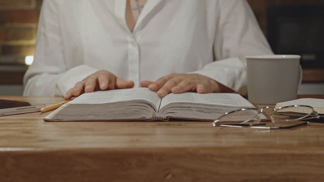 백서른한 번째 이야기, 남은 분깃 (천수답의 새벽묵상) смотреть онлайн
