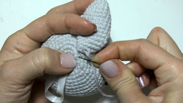 Новогодняя игрушка амигуруми Шар на елку ЗАЯЦ часть 2 смотреть онлайн