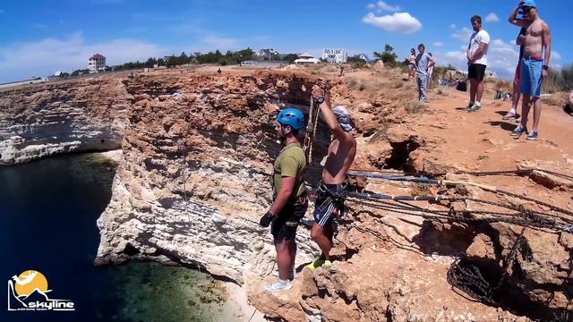 мыс Фиолент Прыжки с верёвкой в Крыму с командой Skyline смотреть онлайн