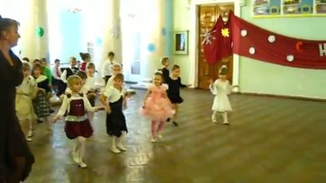 Клуб спортивного бального танца Элегия г.Кременчуг смотреть онлайн