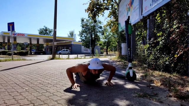 1000 віджимань за 24 години ( Sub Pol , Eng , Rus) смотреть онлайн