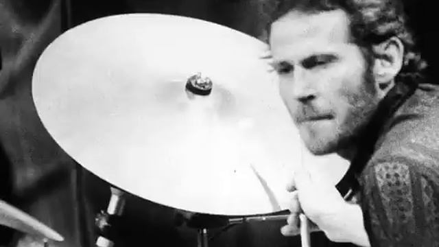 The Band - Long Black Veil 12 31 83 смотреть онлайн