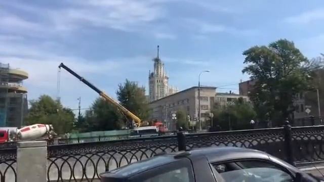 Пожар в высотке на Котельнической набережной. смотреть онлайн