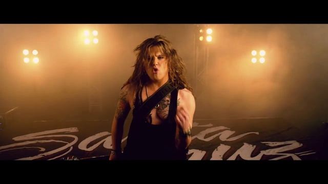 Santa Cruz - Aiming High