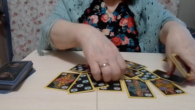 Гадание Любовь и чувство вашего Короля к Вам смотреть онлайн