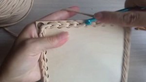 Обвязка квадратного донышка трикотажной пряжей/Tying a square bottom with knitted yarn #квадрат
