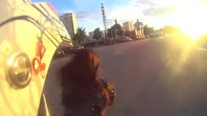 Девушка на Kawasaki zzr 400