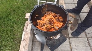 Плов из говядины. Простой и вкусный рецепт плова в казане на костре.