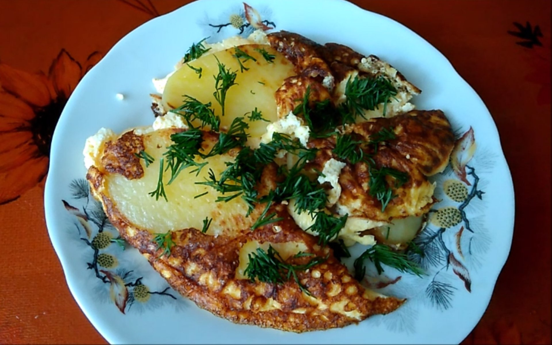 Омлет с картофелем.mp4 смотреть онлайн