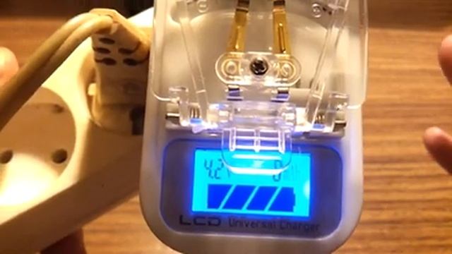 "Лягушка" или универсальный зарядник для аккумуляторов от телефонов смотреть онлайн