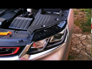 Замена ламп головного света Geely Coolray