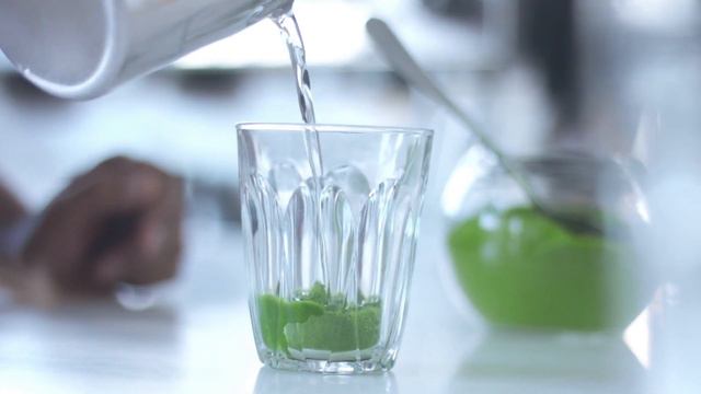 Should You Replace Coffee with Matcha Green Tea? смотреть онлайн