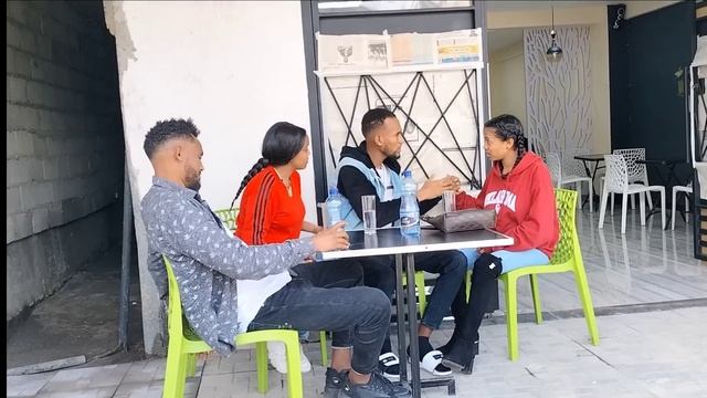 ምሰበይተይ ዘቆራረፀኒ ፕራንክ??ኩሉ ክመሃረሉ ዘለዎ ምስ.. ውሽማይ ረኺባትኒ? BEST TIGRGNA PRANK | መዘንግዕ ካሜራ | смотреть онлайн