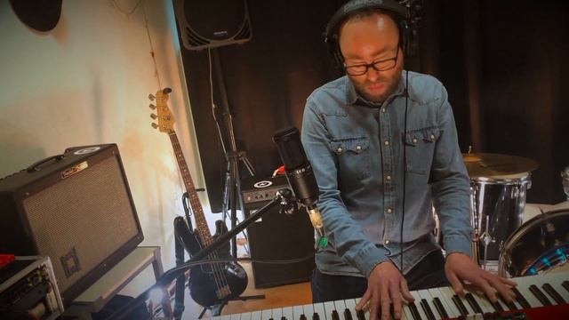 Way down we go - Kaleo (Cover) смотреть онлайн