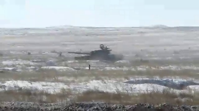 Танк Т-72. Стрельба сходу смотреть онлайн