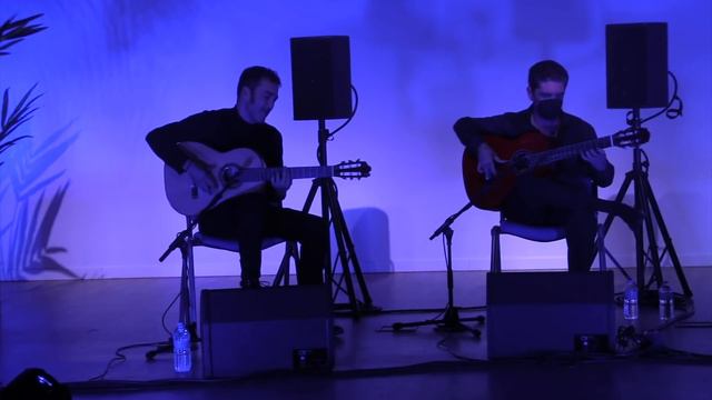 Amazing interpretation of the rumbas by Paco de Lucia - José Carlos Gómez & José Manuel León. смотреть онлайн