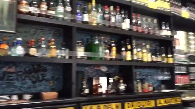 La Bodeguita del Medio on the Malecon in Puerto Vallarta смотреть онлайн