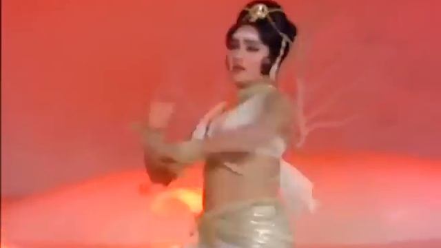 Vyjayanthimala Dance from Chhoti si Mulaqat смотреть онлайн