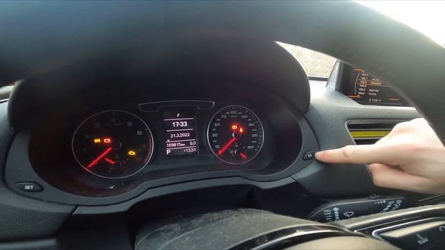 How to Reset Current Distance Info on Speedometer in Audi Q3 I ( 2011 – 2018 ) смотреть онлайн