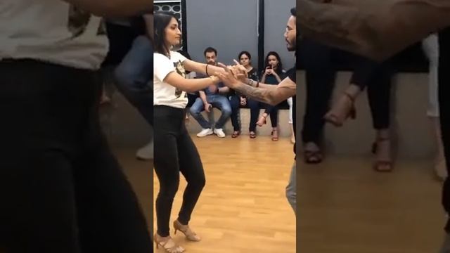 Cornel & Rithika | Bachata Sensual • ? : Enrique Iglesias- Ring My Bells смотреть онлайн