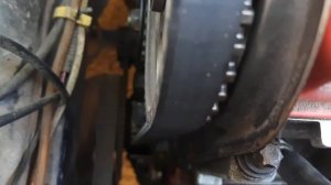 Провернуло демпферный шкиф коленвала.