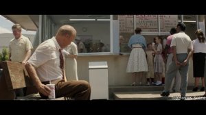 Рэй Крок впервые посещает Макдональдс_ Основатель (2016) Момент из фильма.mp4