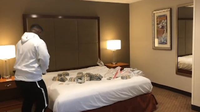 Реклама секонд-хенда Вова смотреть онлайн